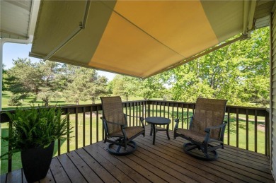 Welcome to this beautifully renovated townhouse nestled along on Crystal Lake Golf Course in Minnesota - for sale on GolfHomes.com, golf home, golf lot
