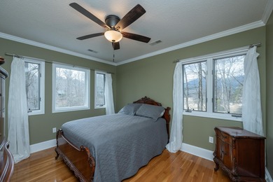 AMAZING MOUNTAINOUS CLOSE-IN LOCATION! 1-ACRE+- GOLF COURSE LOT! on The Rock At Jocassee in South Carolina - for sale on GolfHomes.com, golf home, golf lot