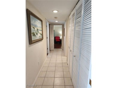 this condo is move in ready very well mintained in a beautifull on Hideaway Country Club in Florida - for sale on GolfHomes.com, golf home, golf lot