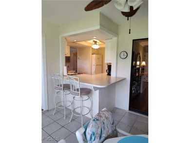 this condo is move in ready very well mintained in a beautifull on Hideaway Country Club in Florida - for sale on GolfHomes.com, golf home, golf lot