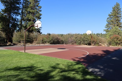 Beautiful and scenic ready to build lot located at the Running Y on Running Y Ranch Resort in Oregon - for sale on GolfHomes.com, golf home, golf lot