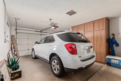 Beautiful single-level home in the fantastic Sun City community! on Sun City-Willow Creek / Willow Brook  in Arizona - for sale on GolfHomes.com, golf home, golf lot