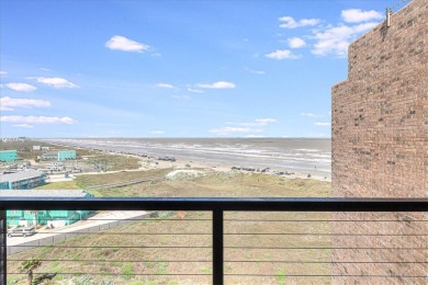 Fabulous top floor unit at the Aransas Princess with on Palmilla Beach Golf Club in Texas - for sale on GolfHomes.com, golf home, golf lot