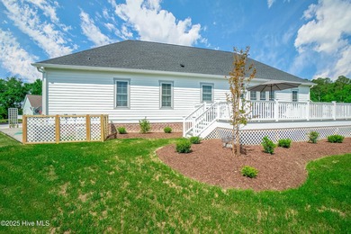 Enjoy this thoughtfully designed, solid, newly built home in the on Sound Golf Links at Albemarle Plantation in North Carolina - for sale on GolfHomes.com, golf home, golf lot
