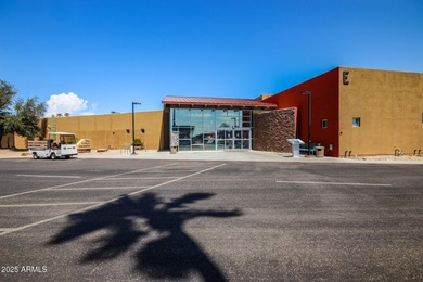 Beautiful single-level home in the fantastic Sun City community! on Sun City-Willow Creek / Willow Brook  in Arizona - for sale on GolfHomes.com, golf home, golf lot