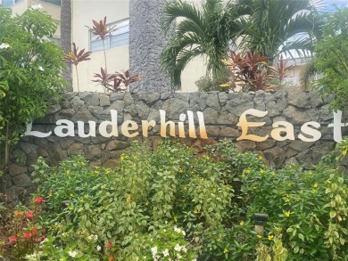 GREAT PENTHOUSE CORNER UNIT . 2 BEDS/2 FULL BATHS WITH GREAT on Lauderhill Golf Course in Florida - for sale on GolfHomes.com, golf home, golf lot