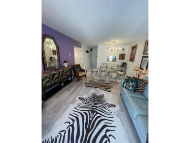 GREAT PENTHOUSE CORNER UNIT . 2 BEDS/2 FULL BATHS WITH GREAT on Lauderhill Golf Course in Florida - for sale on GolfHomes.com, golf home, golf lot