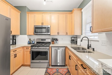 Terrific, end-unit condo in Highland Creek. Excellent floor plan on Highland Creek Golf Club in North Carolina - for sale on GolfHomes.com, golf home, golf lot