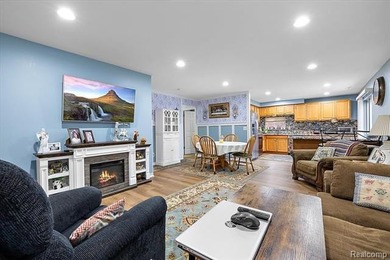 Welcome to this beautifully updated brick ranch condo, ideally on Maple Lane Golf Club in Michigan - for sale on GolfHomes.com, golf home, golf lot