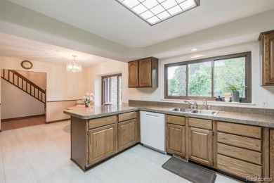 Immaculate one-owner home on 2.75 Acres with a delightful on Shepherds Hollow Golf Club in Michigan - for sale on GolfHomes.com, golf home, golf lot