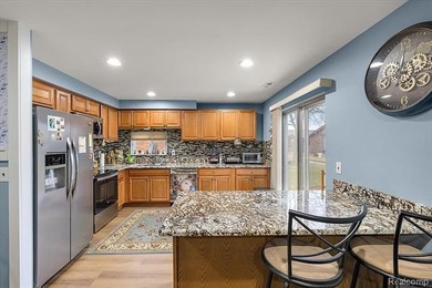 Welcome to this beautifully updated brick ranch condo, ideally on Maple Lane Golf Club in Michigan - for sale on GolfHomes.com, golf home, golf lot