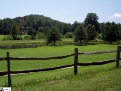 Great building lot in a golf course neighborhood with community on The Rock At Jocassee in South Carolina - for sale on GolfHomes.com, golf home, golf lot