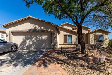 Welcome home! This beautiful 4-bedroom gem features a spacious on Del Lago Golf Club in Arizona - for sale on GolfHomes.com, golf home, golf lot