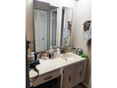 BEAUTIFUL 2/2 CONDO IN QUIET & SOUGHT AFTER ENVIRON PHASE 2 on Inverrary Country Club in Florida - for sale on GolfHomes.com, golf home, golf lot