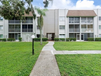 Welcome to Glen Oaks Garden, where carefree living meets on Bobby Jones Golf Club in Florida - for sale on GolfHomes.com, golf home, golf lot