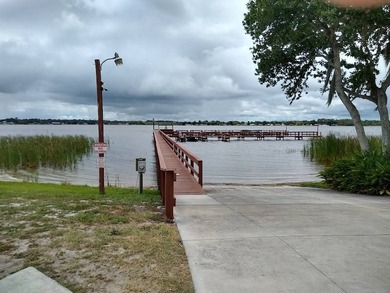 Discover Carefree Living in the highly esteemed Four Lakes Golf on Four Lakes Golf Club in Florida - for sale on GolfHomes.com, golf home, golf lot