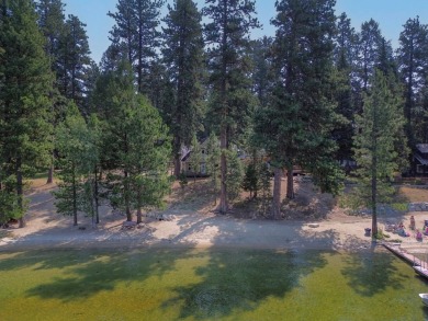 Beautiful lake views with over 52 feet of frontage on Davis on McCall Municipal Golf Course in Idaho - for sale on GolfHomes.com, golf home, golf lot