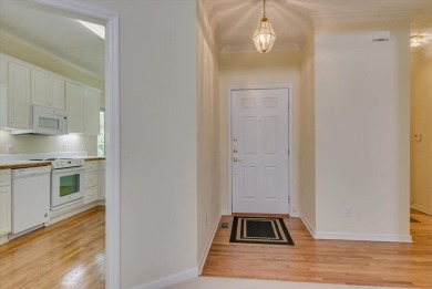 Sought after White Willow villa in Woodside Plantation. Sitting on Woodside Plantation Country Club in South Carolina - for sale on GolfHomes.com, golf home, golf lot