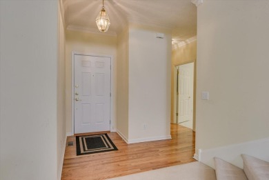 Sought after White Willow villa in Woodside Plantation. Sitting on Woodside Plantation Country Club in South Carolina - for sale on GolfHomes.com, golf home, golf lot