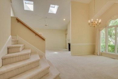 Sought after White Willow villa in Woodside Plantation. Sitting on Woodside Plantation Country Club in South Carolina - for sale on GolfHomes.com, golf home, golf lot