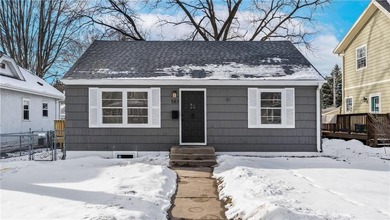 Wonderfully updated home in the Desnoyer Park Neighborhood. Many on Town and Country Club in Minnesota - for sale on GolfHomes.com, golf home, golf lot