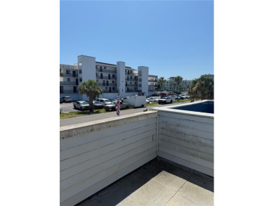 THIS PROPERTY HAS A SHORT-TERM LICENSE !!!!!!!!Welcome to on Ocean Palm Golf Course in Florida - for sale on GolfHomes.com, golf home, golf lot