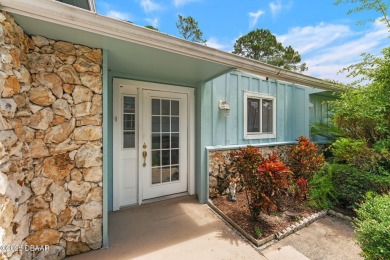 Live the Plantation Bay lifestyle! This charming 2-bed, 2-bath on Plantation Bay Golf and Country Club in Florida - for sale on GolfHomes.com, golf home, golf lot