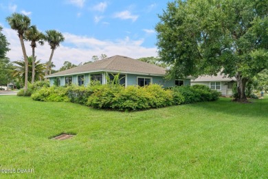 Live the Plantation Bay lifestyle! This charming 2-bed, 2-bath on Plantation Bay Golf and Country Club in Florida - for sale on GolfHomes.com, golf home, golf lot