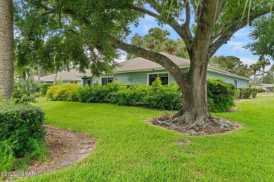Live the Plantation Bay lifestyle! This charming 2-bed, 2-bath on Plantation Bay Golf and Country Club in Florida - for sale on GolfHomes.com, golf home, golf lot