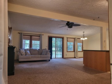 Calling golfers! Come take a look at this beautiful 3 bedroom/2 on White Deer Country Club in Michigan - for sale on GolfHomes.com, golf home, golf lot