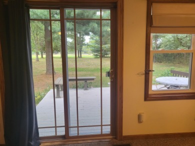 Calling golfers! Come take a look at this beautiful 3 bedroom/2 on White Deer Country Club in Michigan - for sale on GolfHomes.com, golf home, golf lot