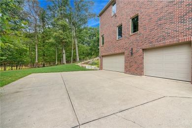Treesdale all brick home with an elegant and spacious foyer with on Treesdale Golf and Country Club in Pennsylvania - for sale on GolfHomes.com, golf home, golf lot