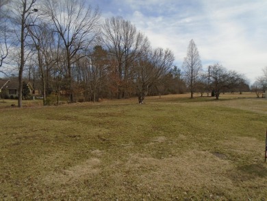 Here is your chance to own a lot on Club Court off Country Club on Madisonville Golf and Country Club in Kentucky - for sale on GolfHomes.com, golf home, golf lot