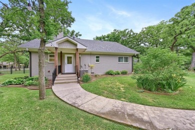 Welcome to this beautifully maintained secret garden retreat on Lake Kiowa Golf Course in Texas - for sale on GolfHomes.com, golf home, golf lot