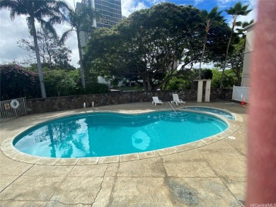 Rarely available,this 2 bedroom, 2 bath corner end- unit condo on Pearl Country Club in Hawaii - for sale on GolfHomes.com, golf home, golf lot
