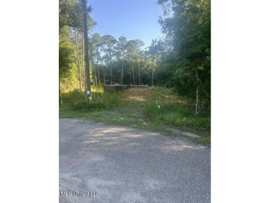 Lovely large lot on quiet cut-de-sac in Diamondhead. Slab in on Diamondhead Country Club in Mississippi - for sale on GolfHomes.com, golf home, golf lot