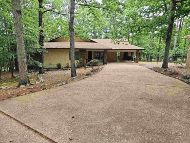 Welcome to 50 Monovar Circle- a single level with great on DeSoto Golf Course in Arkansas - for sale on GolfHomes.com, golf home, golf lot