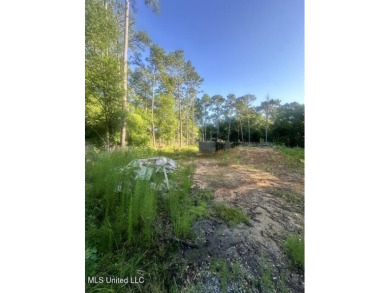 Lovely large lot on quiet cut-de-sac in Diamondhead. Slab in on Diamondhead Country Club in Mississippi - for sale on GolfHomes.com, golf home, golf lot