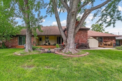 Golf course living is waiting for you in this sprawling full on Rolling Hills Country Club in Kansas - for sale on GolfHomes.com, golf home, golf lot
