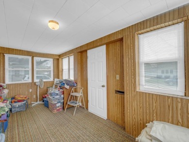 This Southside charmer has been meticulously maintained by the on Wakonda Club in Iowa - for sale on GolfHomes.com, golf home, golf lot