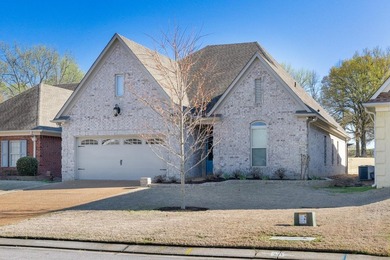 Welcome home to this custom-designed, custom-built 3-bed/2-bath on  in Tennessee - for sale on GolfHomes.com, golf home, golf lot