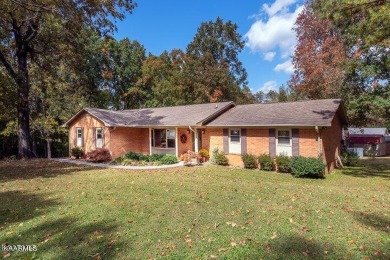 Conveniently Located with lake views! This 3 bedroom 2 bath on Lakeside Golf Course in Tennessee - for sale on GolfHomes.com, golf home, golf lot