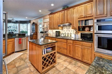 Impeccably maintained, transitional home in the heart of Ford's on Fords Colony Country Club in Virginia - for sale on GolfHomes.com, golf home, golf lot