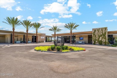 Welcome to this perfect Biltmore retreat--where   short-term on Arizona Biltmore Golf and Country Club in Arizona - for sale on GolfHomes.com, golf home, golf lot