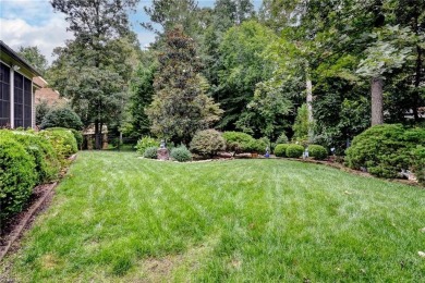 Impeccably maintained, transitional home in the heart of Ford's on Fords Colony Country Club in Virginia - for sale on GolfHomes.com, golf home, golf lot