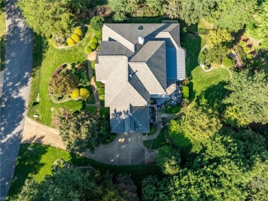 Impeccably maintained, transitional home in the heart of Ford's on Fords Colony Country Club in Virginia - for sale on GolfHomes.com, golf home, golf lot