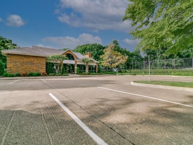 Resort-style living in a gated lakeside community! This charming on Lakeside Village Golf Course in Texas - for sale on GolfHomes.com, golf home, golf lot