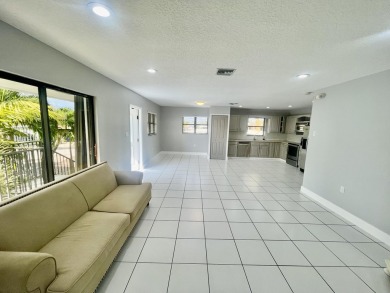 Full Duplex: Live in the gorgeous, NEW, lower level, which is on Key Colony Beach Golf Course in Florida - for sale on GolfHomes.com, golf home, golf lot