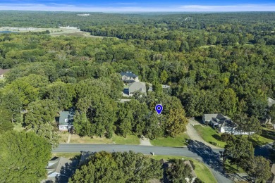 Beautifully maintained, one owner home shows pride of ownership on The Course at River Oaks in Arkansas - for sale on GolfHomes.com, golf home, golf lot