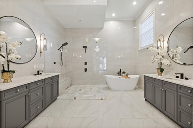 Golfers, entertainers, and chefs- this is the home that checks on The Golden Bear Club At Keenes Pointe in Florida - for sale on GolfHomes.com, golf home, golf lot